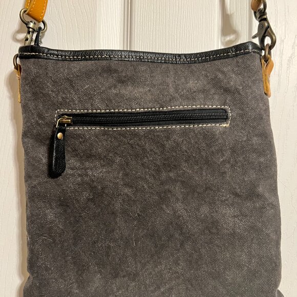 Myra Western Boho Aztec Native American Crossbody Leather Trim Cowgirl Bag - Picture 2 of 6